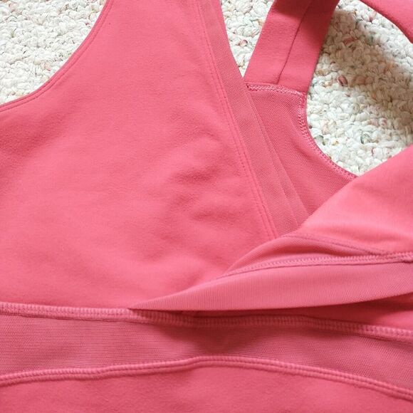 LULULEMON Athletic Deep V Tank 8 Red Mesh Pocket Faux Wrap Yoga - Picture 3 of 9